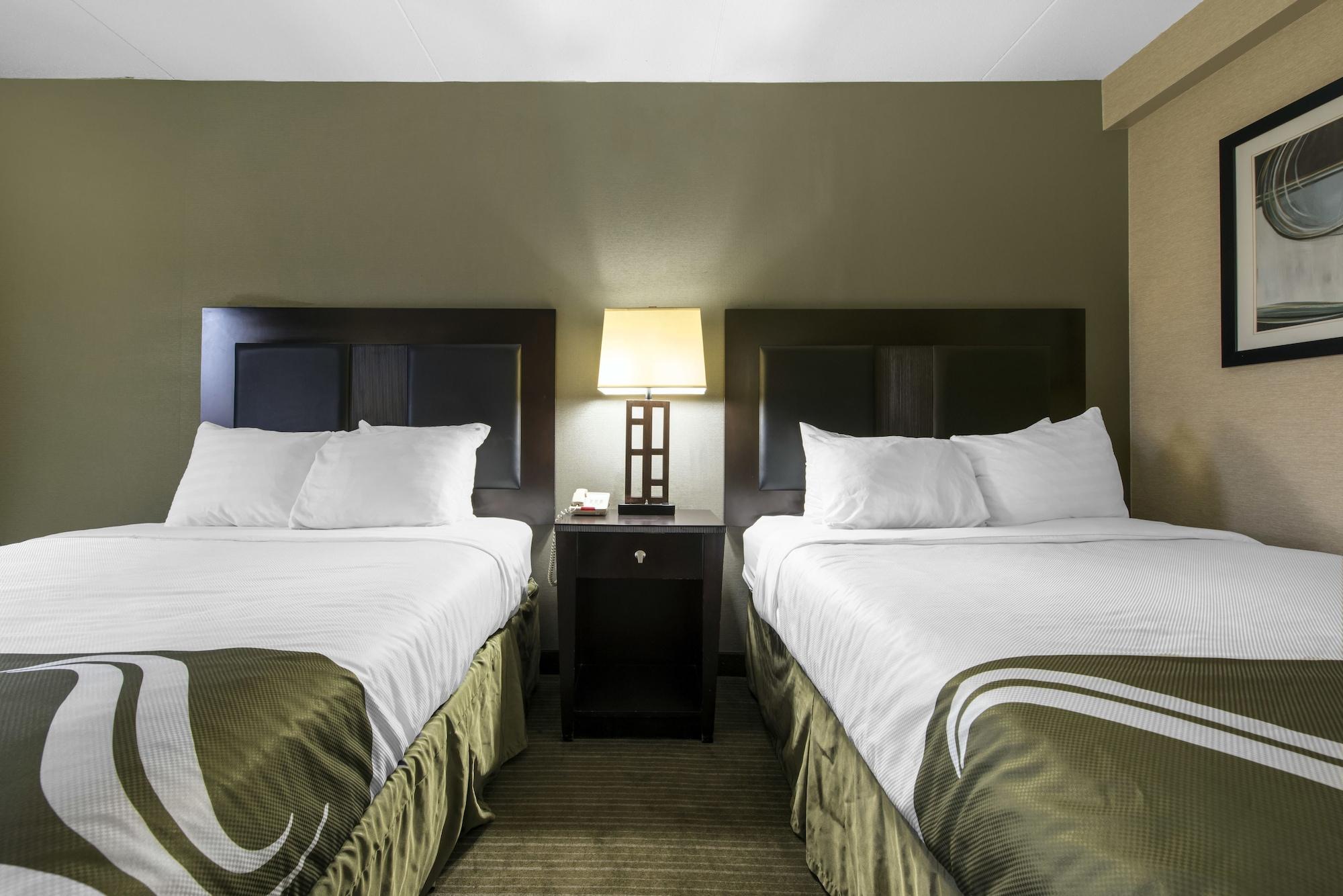 Quality Inn & Suites Charleston - Civic Center Zewnętrze zdjęcie