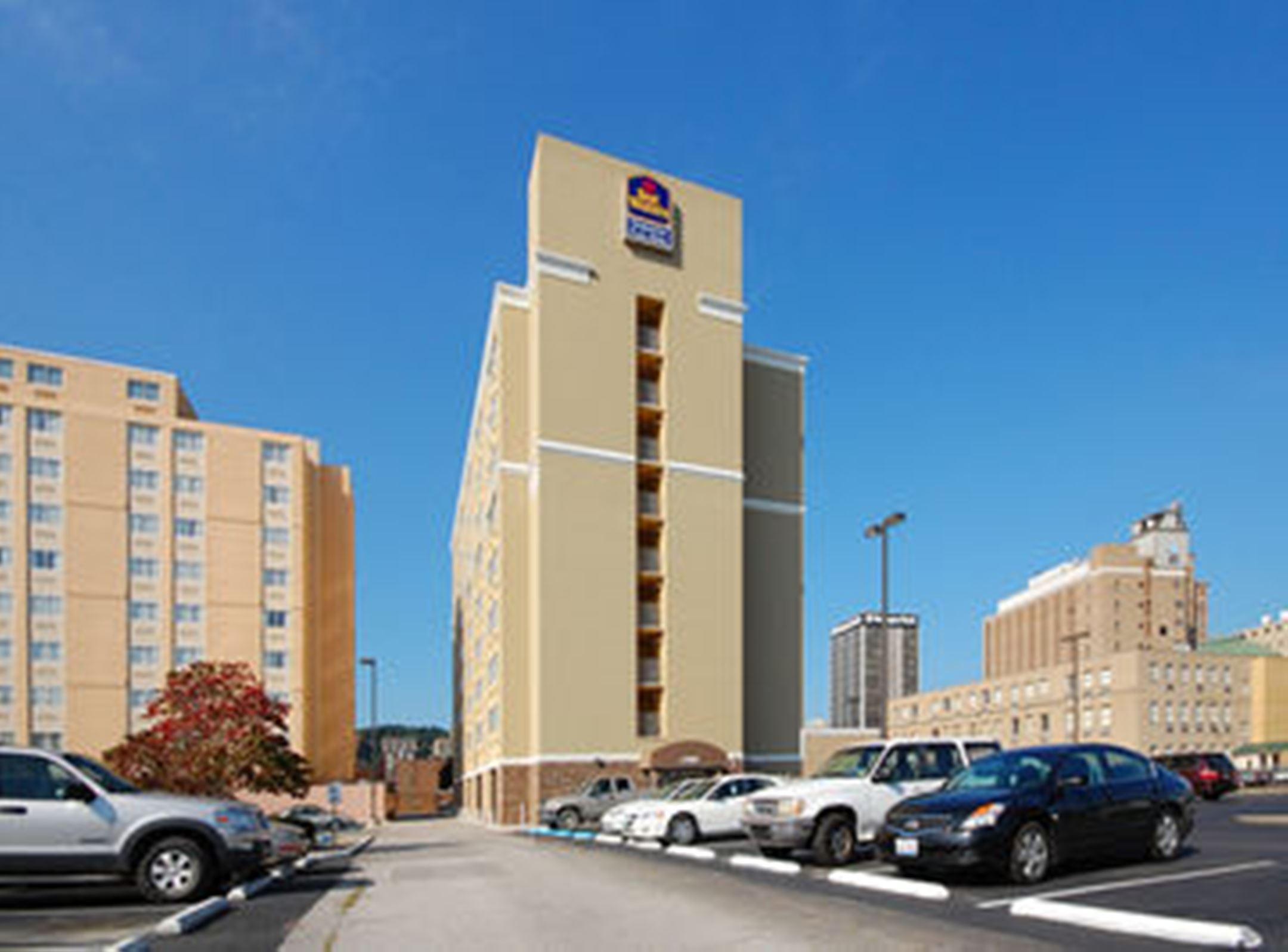 Quality Inn & Suites Charleston - Civic Center Zewnętrze zdjęcie