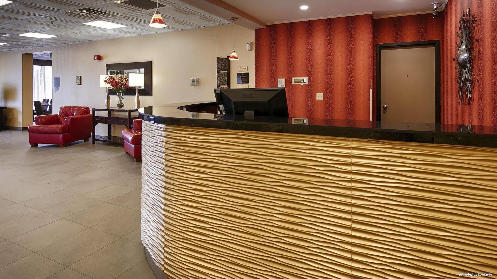 Quality Inn & Suites Charleston - Civic Center Zewnętrze zdjęcie