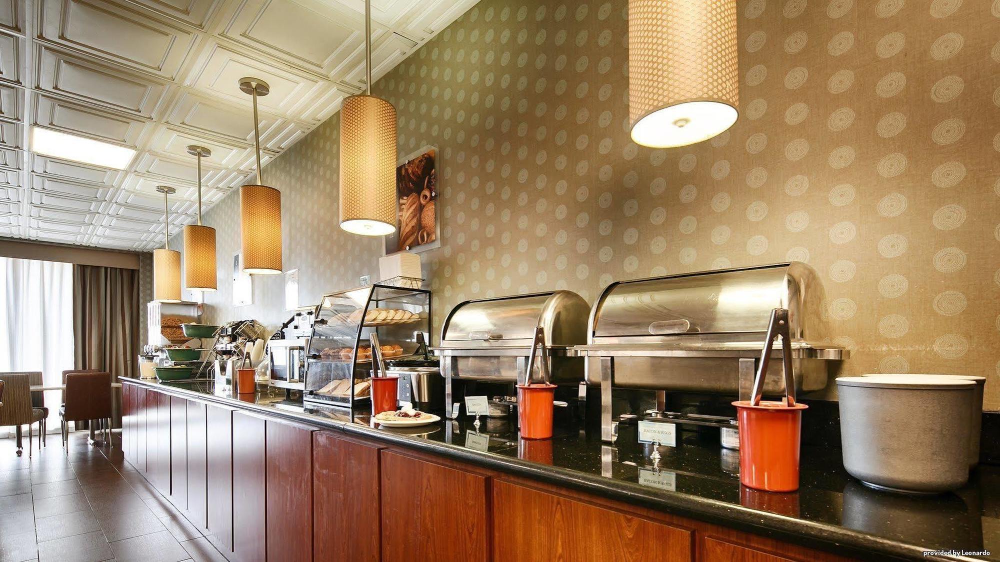 Quality Inn & Suites Charleston - Civic Center Zewnętrze zdjęcie