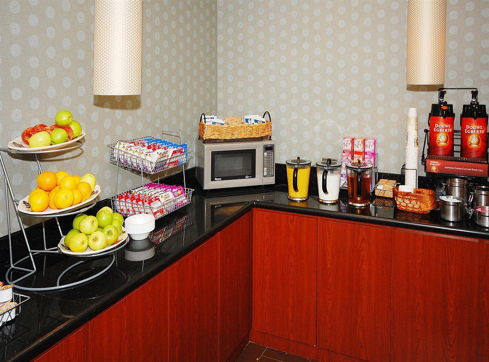 Quality Inn & Suites Charleston - Civic Center Restauracja zdjęcie
